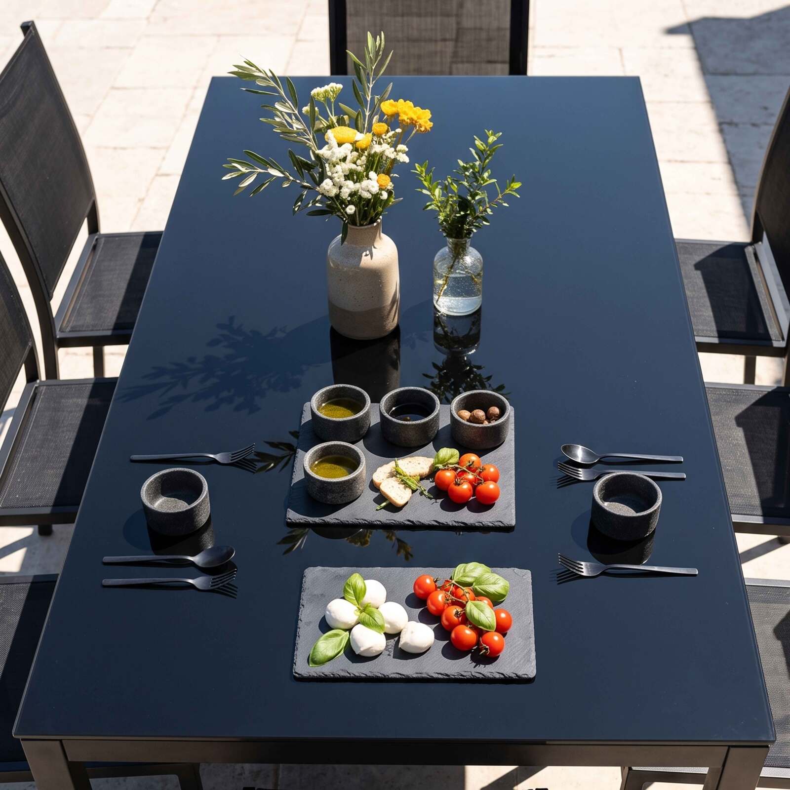 Mesa de jardín de aluminio y vidrio de seguridad 182x90 cm y 8 sillas en textilene