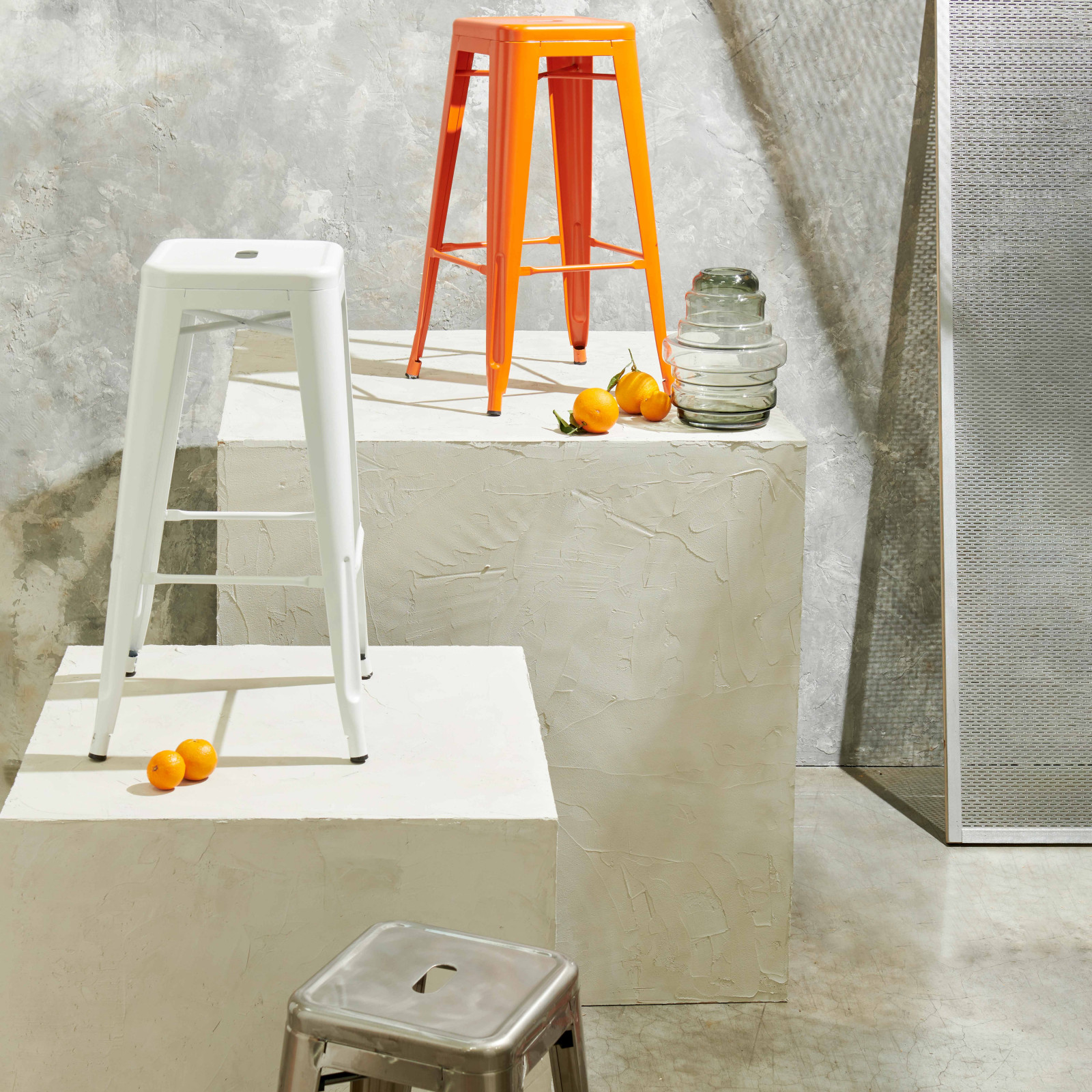 Taburete de jardín de metal mate