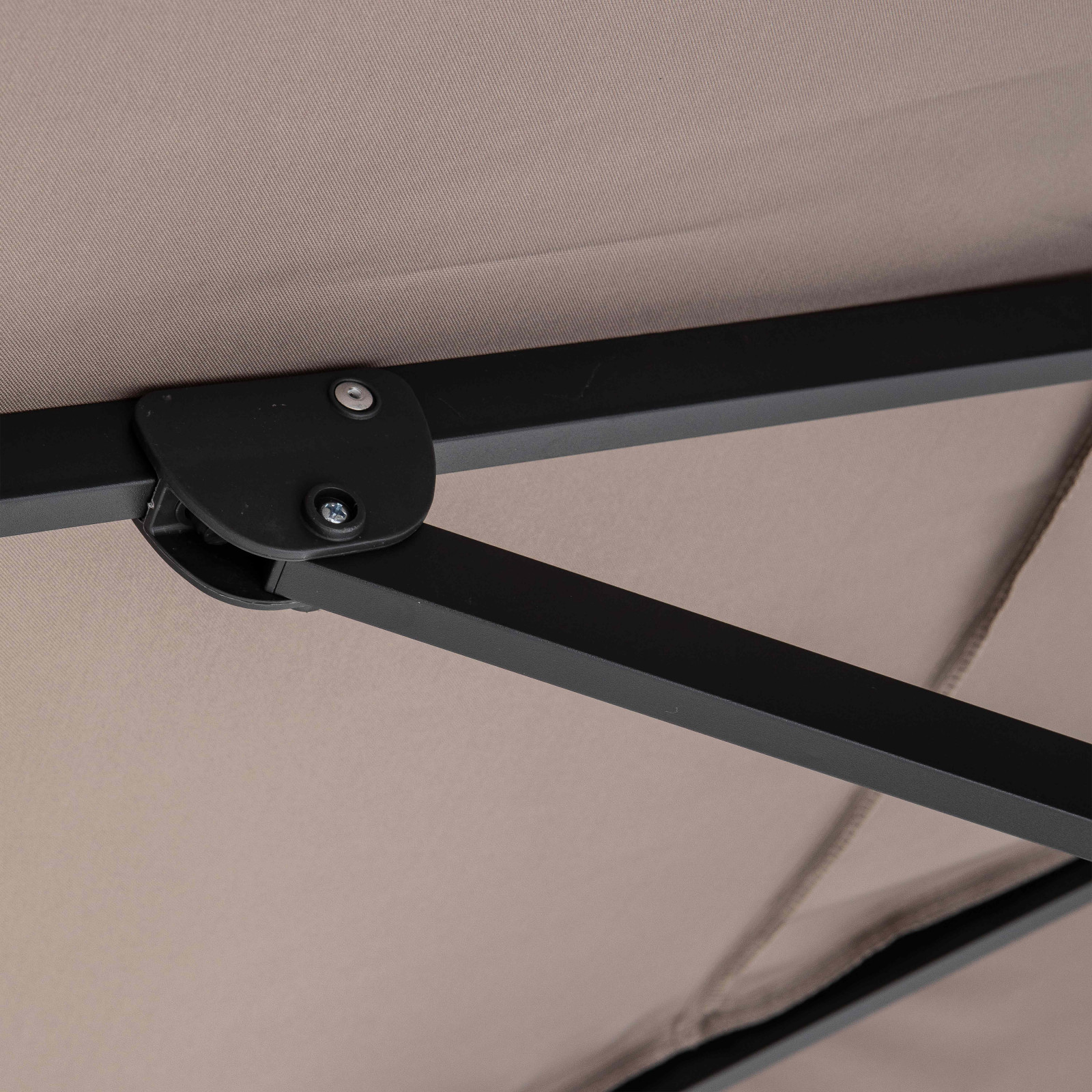 Conjunto de sombrilla colgante inclinable (4 x 3 m) + 4 losas lastradas