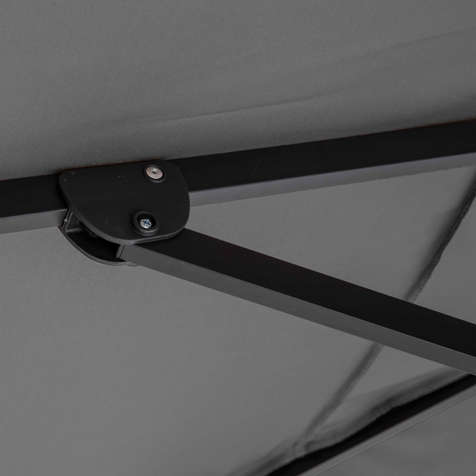 Sombrilla colgante cuadrada 3 x 3 m, mástil rotativo 360°