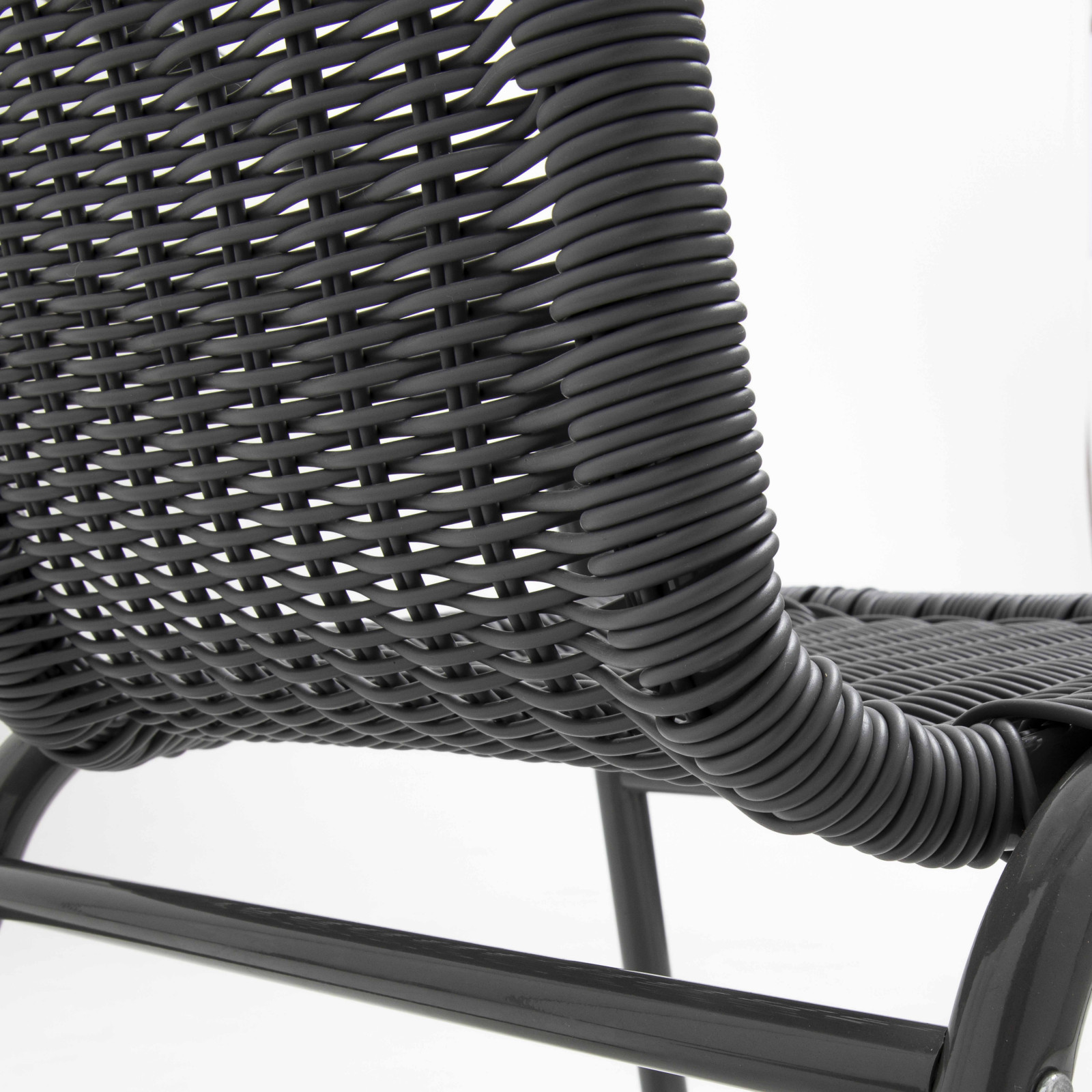 Lote de 4 sillas de jardín de aluminio y resina con reposabrazos