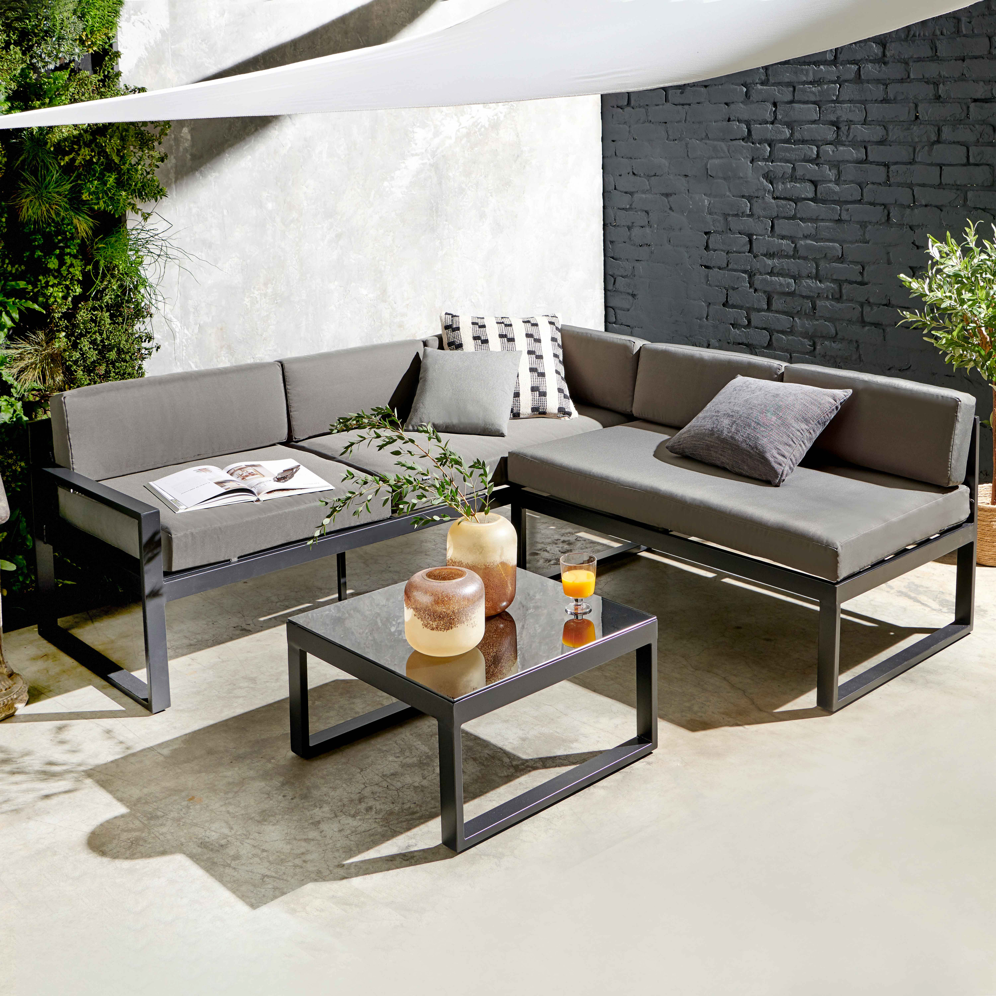 Conjunto de jardín 5 plazas: sofá reclinable y mesa de centro | Oviala