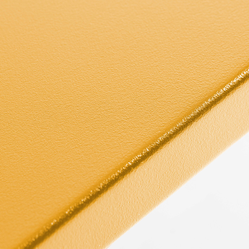 Mesa de jardín cuadrada 70 x 70 cm y 2 sillas de metal apilables con reposabrazos (2/6)