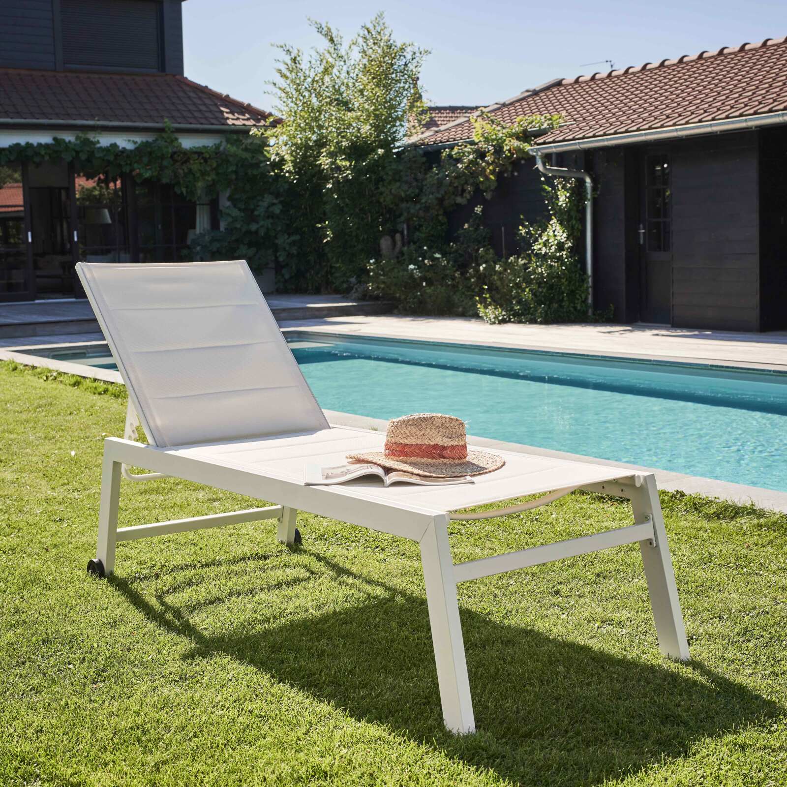 Lote de 2 tumbonas con ruedas, reclinables 5 posiciones