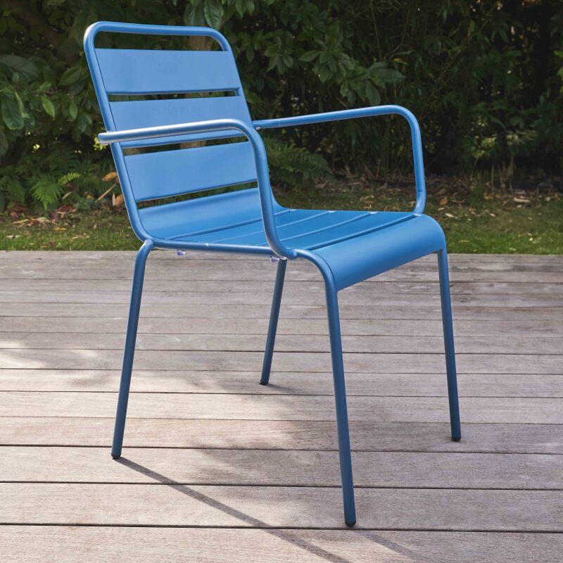 Silla de jardín de metal con reposabrazos - Lifestyle