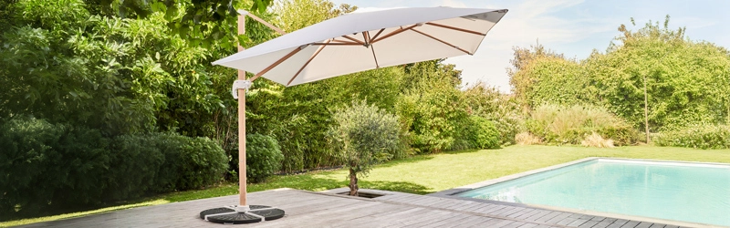 parasol descentrado de aluminio efecto madera