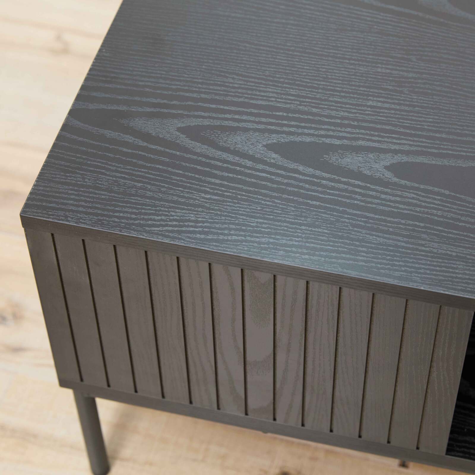 Mesa de centro de acero y MDF con decoración en melamina 150 cm