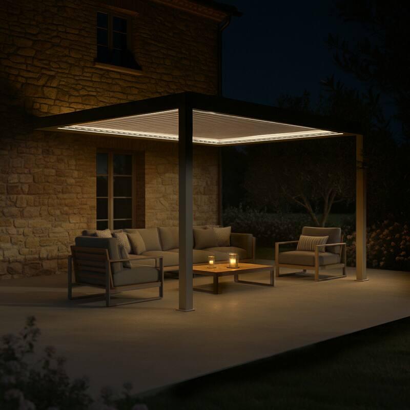 Pérgola bioclimática 4x3 m adosada motorizada en aluminio crema con iluminación LED y con toldo (3/6)